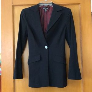 Woman’s blazer🌟